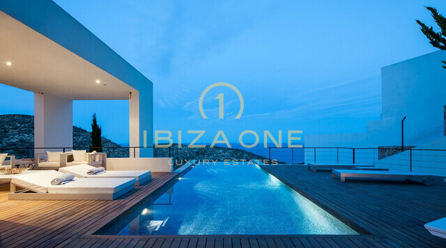 Villa moderne et luxueuse avec vue sur la mer dans une urbanisation surveillée à vendre, Ibiza - Villa moderne avec vue sur la mer dans une urbanisation surveillée à louer, Ibiza