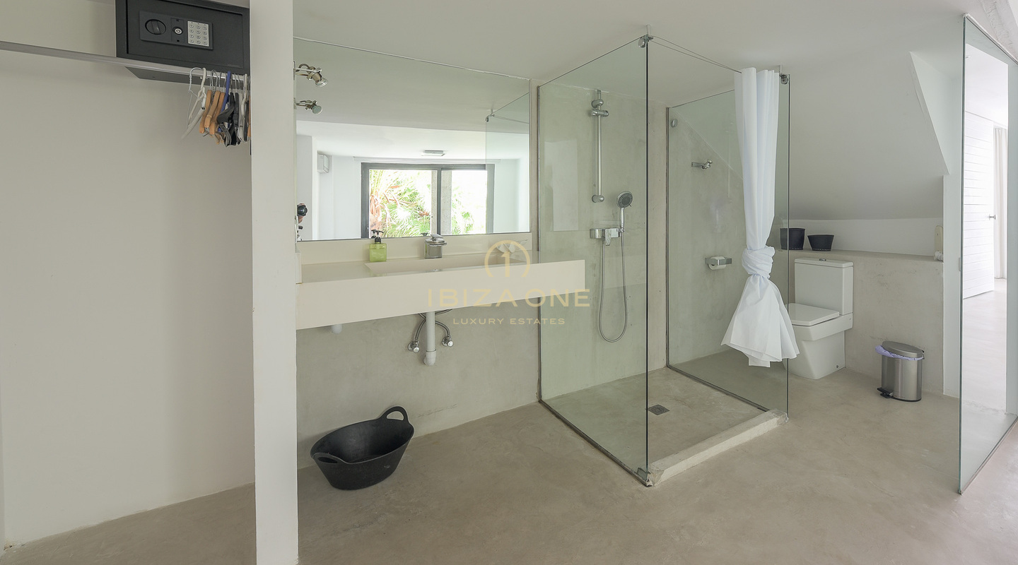 Moderna villa di lusso con due dependance indipendenti in vendita, Ibiza - Moderna villa di lusso con due dependance indipendenti in affitto, Ibiza