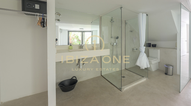 Modern luxury villa with two independent guesthouses for sale, Ibiza - Modern luxury villa with two independent guesthouses for rent, Ibiza