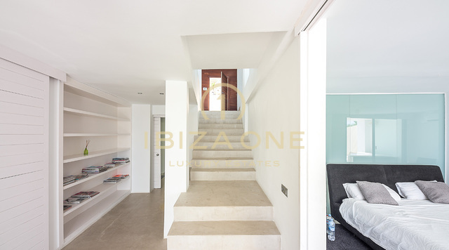 Moderna villa di lusso con due dependance indipendenti in vendita, Ibiza - Moderna villa di lusso con due dependance indipendenti in affitto, Ibiza