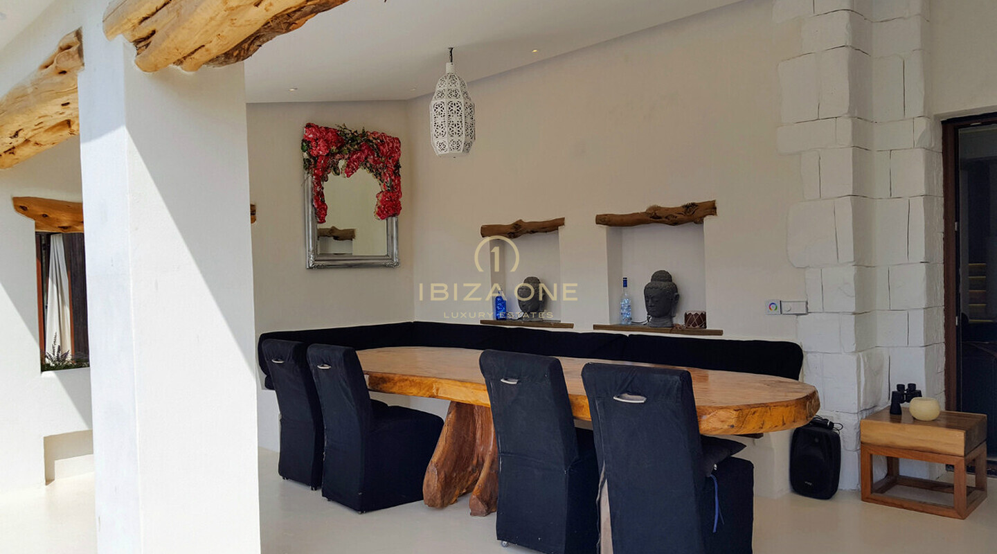 Luxury sea frontline property close to Ibiza for sale, Ibiza