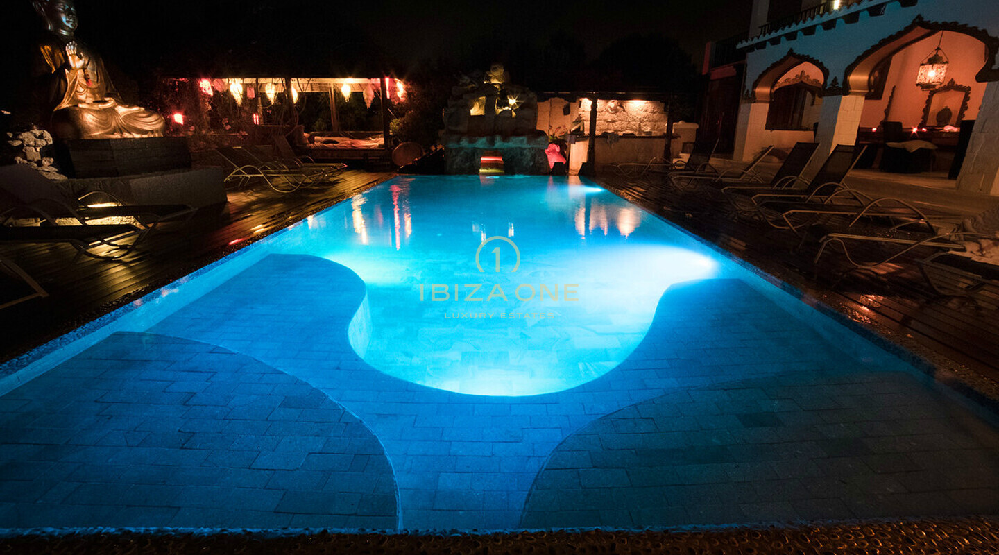 Luxuriöses Anwesen in erster Meereslinie in der Nähe von Ibiza zu verkaufen, Ibiza