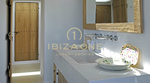 Beautiful Blakstad finca with separate guest house near San Carlos for sale, Ibiza - Beautiful Blakstad finca with separate guest house near San Carlos for rent, Ibiza