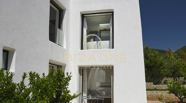 Beautiful Blakstad finca with separate guest house near San Carlos for sale, Ibiza - Beautiful Blakstad finca with separate guest house near San Carlos for rent, Ibiza