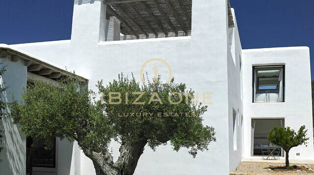Schöne Blakstad-Finca mit separatem Gästehaus in der Nähe von San Carlos zu verkaufen, Ibiza - Schöne Blakstad-Finca mit separatem Gästehaus in der Nähe von San Carlos zu vermieten, Ibiza