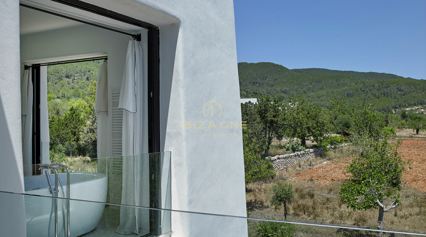 Beautiful Blakstad finca with separate guest house near San Carlos for sale, Ibiza - Beautiful Blakstad finca with separate guest house near San Carlos for rent, Ibiza