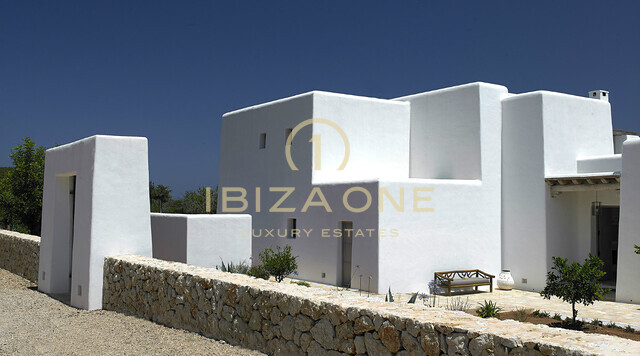 Schöne Blakstad-Finca mit separatem Gästehaus in der Nähe von San Carlos zu verkaufen, Ibiza - Schöne Blakstad-Finca mit separatem Gästehaus in der Nähe von San Carlos zu vermieten, Ibiza