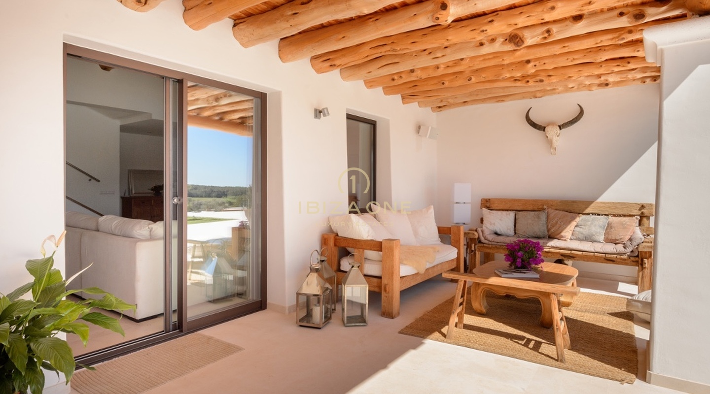 Nueva finca de lujo en Ibiza, estilo Blakstad, con amplia parcela, muy cerca de Ibiza y Sta. Gertrudis, en venta, Ibiza. Nueva finca de lujo en Ibiza, estilo Blakstad, con amplia parcela, muy cerca de Ibiza y Sta. Gertrudis, en alquiler, Ibiza.