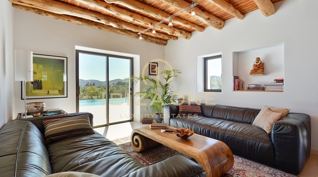 Nouvelle finca de luxe à Ibiza, style Blakstad, avec grand terrain, à proximité d'Ibiza et de Santa Gertrudis, à vendre. Nouvelle finca de luxe à Ibiza, style Blakstad, avec grand terrain, à proximité d'Ibiza et de Santa Gertrudis, à louer.