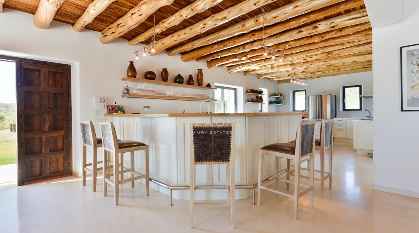 Neue Luxusfinca auf Ibiza im Blakstad-Stil mit großem Grundstück – ganz in der Nähe von Ibiza und Sta. Gertrudis zu verkaufen, Ibiza – Neue Luxusfinca auf Ibiza im Blakstad-Stil mit großem Grundstück – ganz in der Nähe von Ibiza und Sta. Gertrudis zu vermieten, Ibiza