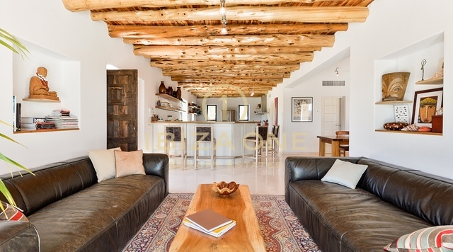 Nieuwe luxe finca op Ibiza in Blakstad-stijl met groot perceel - vlakbij Ibiza en Sta. Gertrudis te koop, Ibiza - Nieuwe luxe finca op Ibiza in Blakstad-stijl met groot perceel - vlakbij Ibiza en Sta. Gertrudis te huur, Ibiza