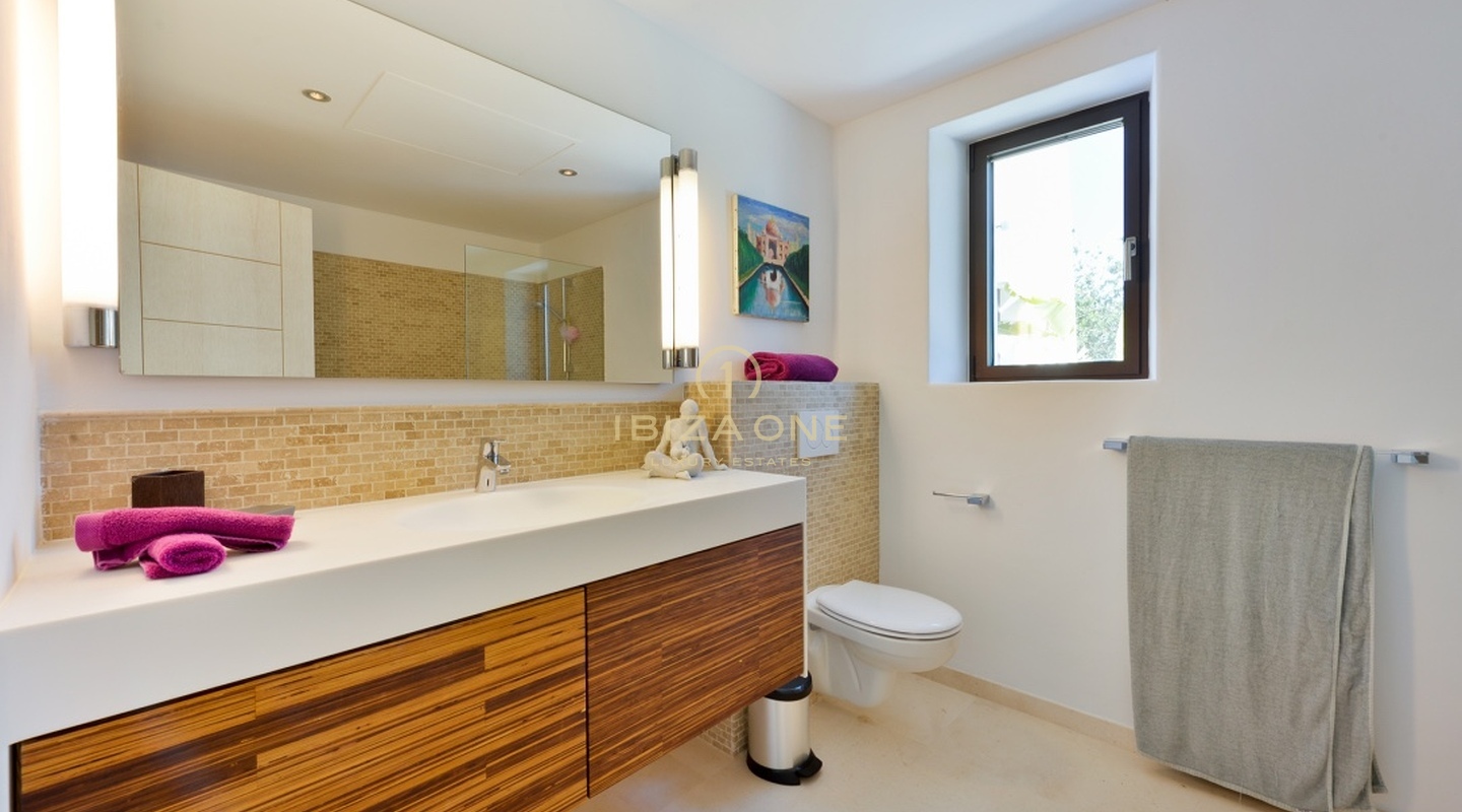 Neue Luxusfinca auf Ibiza im Blakstad-Stil mit großem Grundstück – ganz in der Nähe von Ibiza und Sta. Gertrudis zu verkaufen, Ibiza – Neue Luxusfinca auf Ibiza im Blakstad-Stil mit großem Grundstück – ganz in der Nähe von Ibiza und Sta. Gertrudis zu vermieten, Ibiza