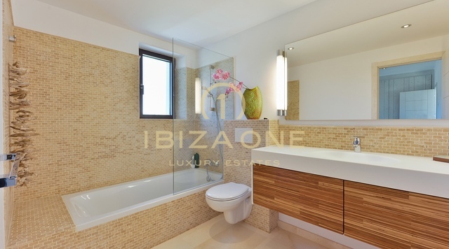 Nieuwe luxe finca op Ibiza in Blakstad-stijl met groot perceel - vlakbij Ibiza en Sta. Gertrudis te koop, Ibiza - Nieuwe luxe finca op Ibiza in Blakstad-stijl met groot perceel - vlakbij Ibiza en Sta. Gertrudis te huur, Ibiza