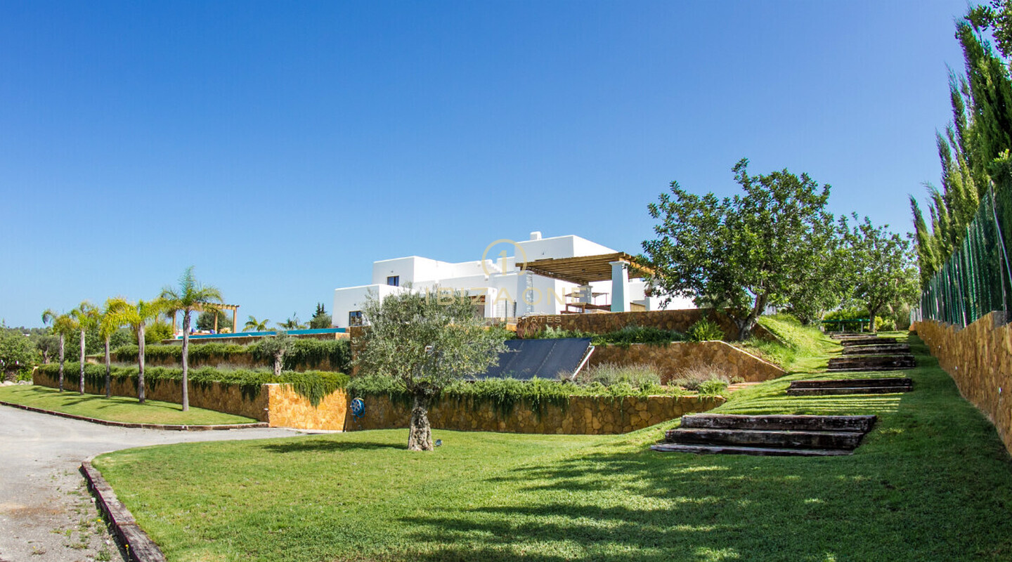 Neue Luxusfinca auf Ibiza im Blakstad-Stil mit großem Grundstück – ganz in der Nähe von Ibiza und Sta. Gertrudis zu verkaufen, Ibiza – Neue Luxusfinca auf Ibiza im Blakstad-Stil mit großem Grundstück – ganz in der Nähe von Ibiza und Sta. Gertrudis zu vermieten, Ibiza