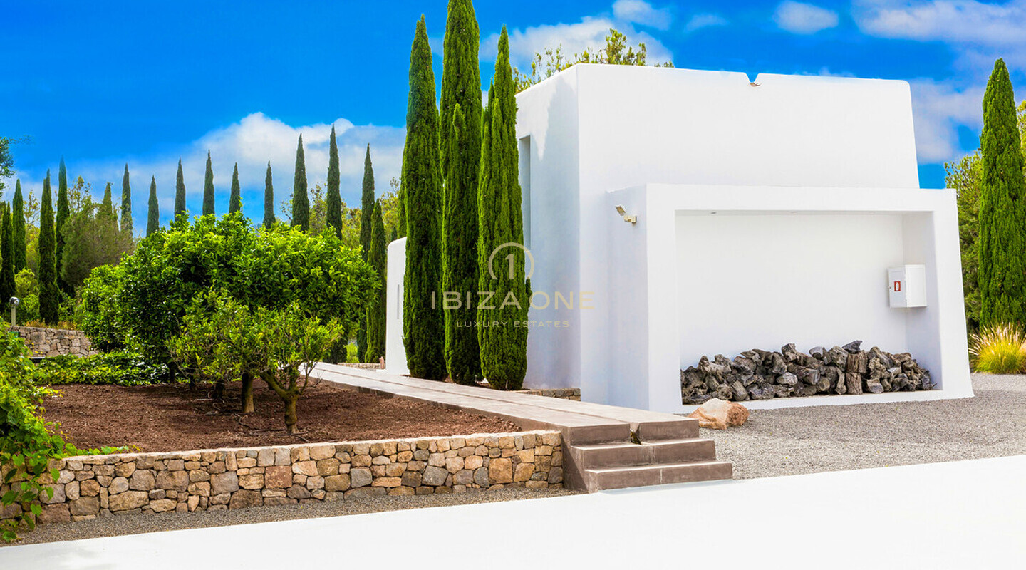 Finca de luxe et originale Blakstad au nord d'Ibiza avec vue sur la mer et la terre à vendre, Ibiza - Finca de luxe et originale Blakstad au nord d'Ibiza avec vue sur la mer et la terre à louer, Ibiza