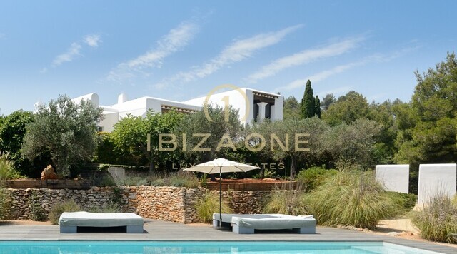 Luxe en originele Blakstad Finca in het noorden van Ibiza met uitzicht op zee en land te koop, Ibiza - Luxe en originele Blakstad Finca in het noorden van Ibiza met uitzicht op zee en land te huur, Ibiza