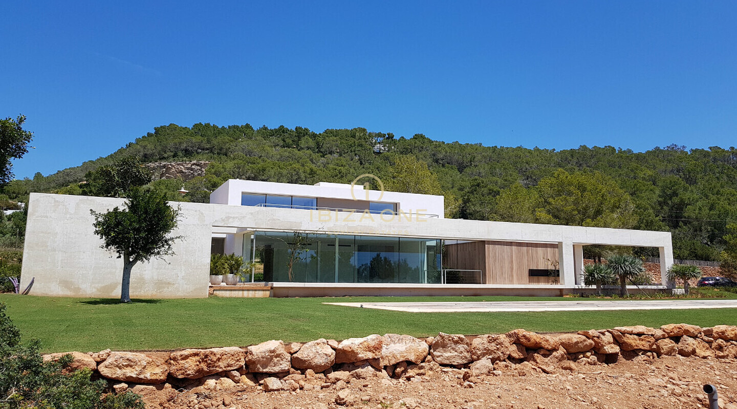 Villa di lusso di nuova costruzione in vendita a Ibiza - Villa di lusso di nuova costruzione in affitto a Ibiza