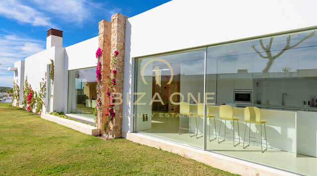 Preciosa villa de lujo cerca de la playa de Cala Comte en venta, Ibiza - Preciosa villa de lujo cerca de la playa de Cala Comte en alquiler, Ibiza