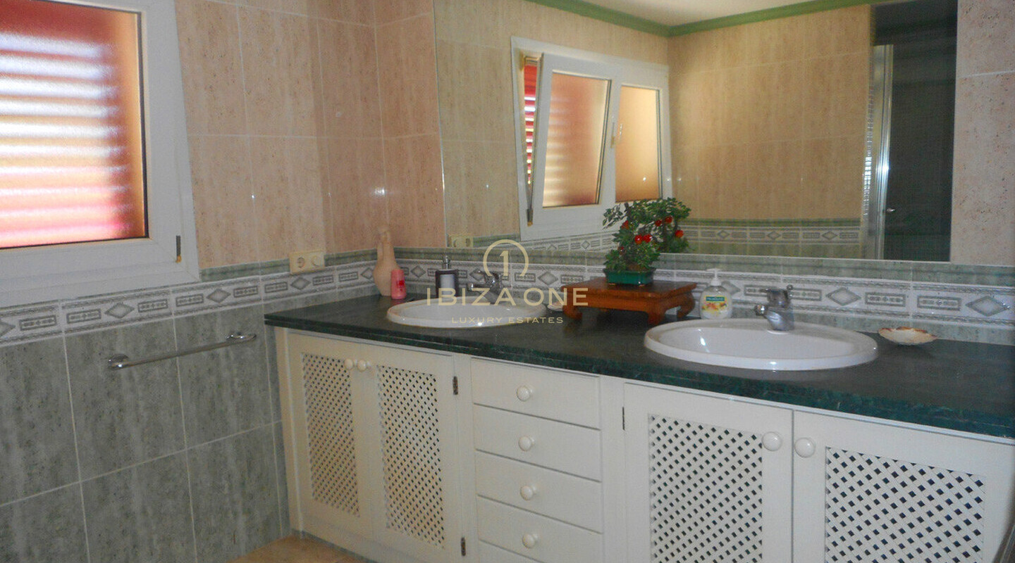 Villa de lujo en venta en Ibiza - Villa de lujo en alquiler en Ibiza
