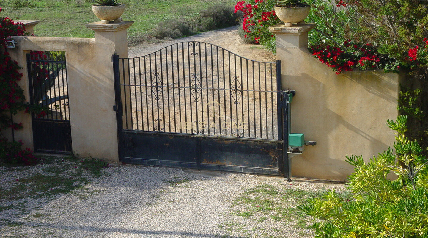 Villa de lujo en venta en Ibiza - Villa de lujo en alquiler en Ibiza