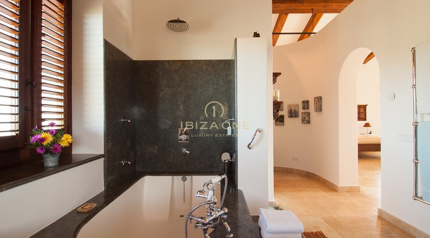 Villa di lusso a Ibiza vicino ai porti di lusso e a D'alta Vila in affitto, Ibiza - Villa di lusso a Ibiza vicino ai porti di lusso e a D'alta Vila in vendita, Ibiza