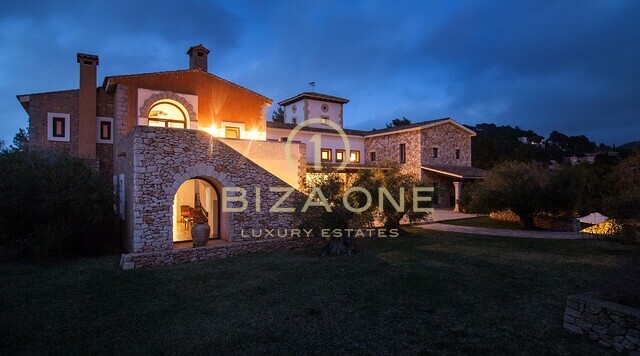 Villa di lusso a Ibiza vicino ai porti di lusso e a D'alta Vila in affitto, Ibiza - Villa di lusso a Ibiza vicino ai porti di lusso e a D'alta Vila in vendita, Ibiza