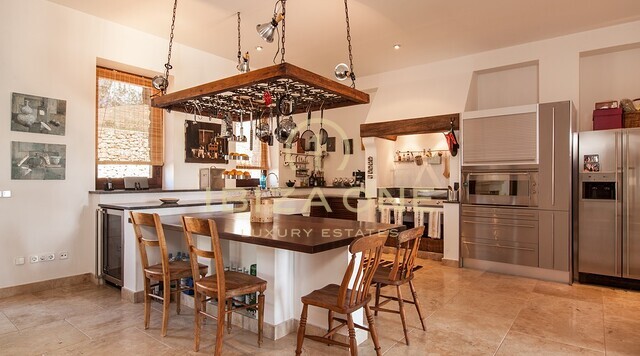 Villa de lujo en Ibiza cerca de los puertos de lujo y D'alta Vila en alquiler, Ibiza - Villa de lujo en Ibiza cerca de los puertos de lujo y D'alta Vila en venta, Ibiza
