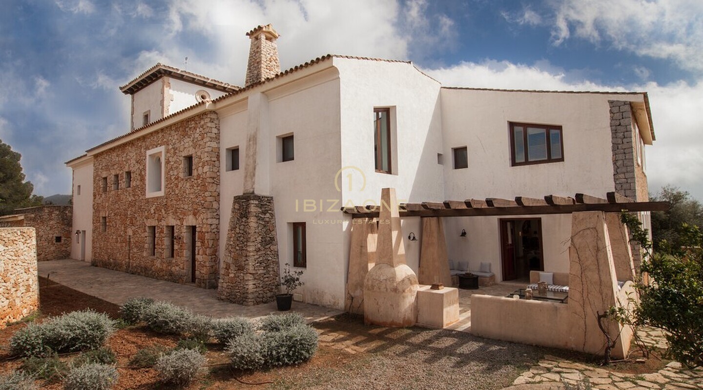 Luxusvilla auf Ibiza in der Nähe der Luxushäfen und D'alta Vila zu vermieten, Ibiza - Luxusvilla auf Ibiza in der Nähe der Luxushäfen und D'alta Vila zu verkaufen, Ibiza