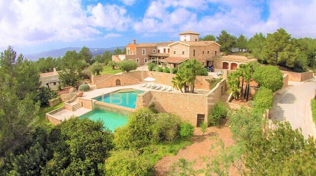 Villa di lusso a Ibiza vicino ai porti di lusso e a D'alta Vila in affitto, Ibiza - Villa di lusso a Ibiza vicino ai porti di lusso e a D'alta Vila in vendita, Ibiza