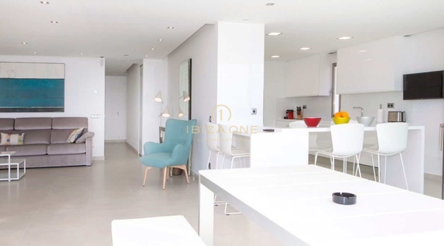 Spektakuläres Luxus-Designer-Apartment in Marina Botafoch mit Blick auf Ibiza-Stadt, das Meer und Formentera zu verkaufen, Ibiza - Spektakuläres Luxus-Designer-Apartment in Marina Botafoch mit Blick auf Ibiza-Stadt, das Meer und Formentera zu vermieten, Ibiza