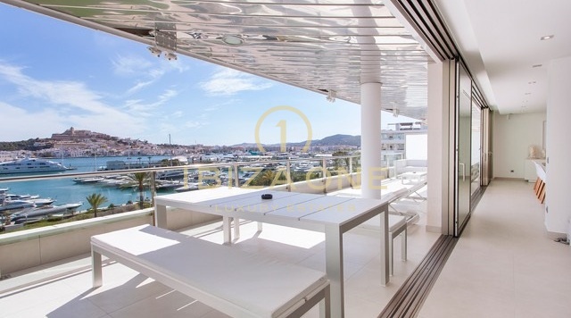 Spettacolare appartamento di design di lusso a Marina Botafoch con vista sulla città di Ibiza, sul mare e su Formentera in vendita, Ibiza - Spettacolare appartamento di design di lusso a Marina Botafoch con vista sulla città di Ibiza, sul mare e su Formentera in affitto, Ibiza
