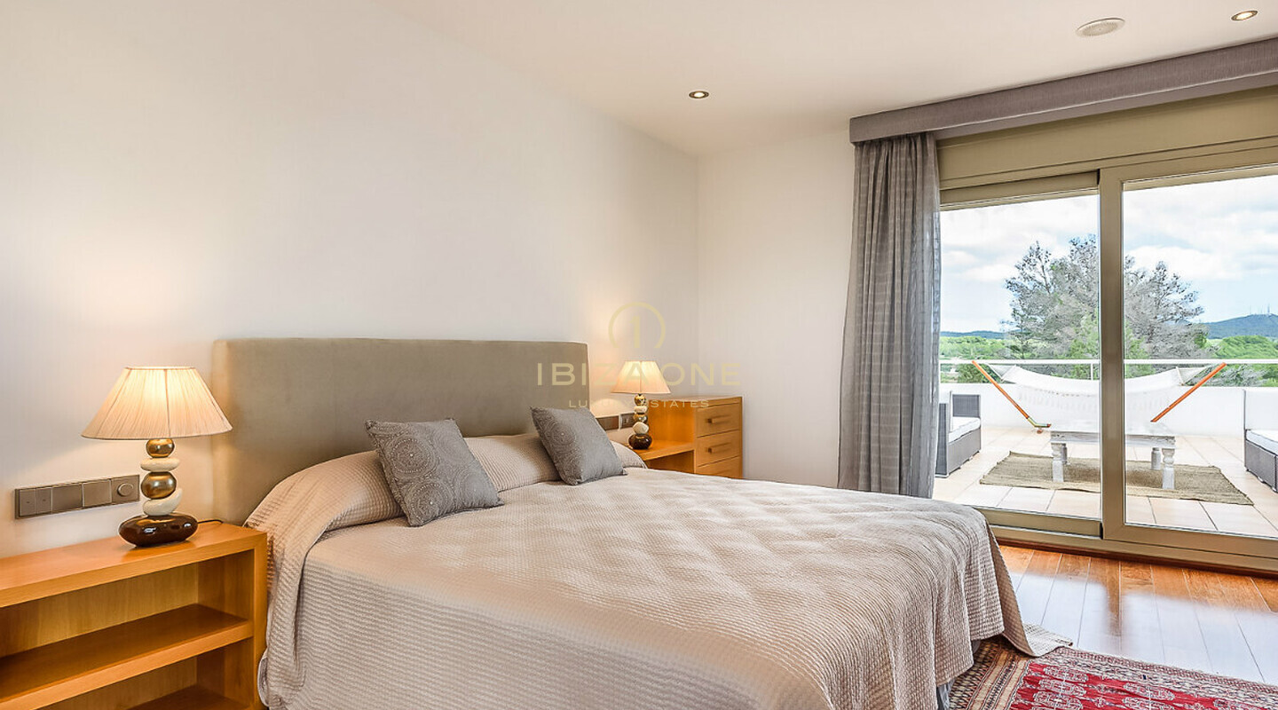Imponente proprietà di lusso in vendita vicino a Ibiza e questa lussuosa villa è anche in affitto, Ibiza - Imponente proprietà di lusso in vendita vicino a Ibiza e questa lussuosa villa è anche in vendita, Ibiza