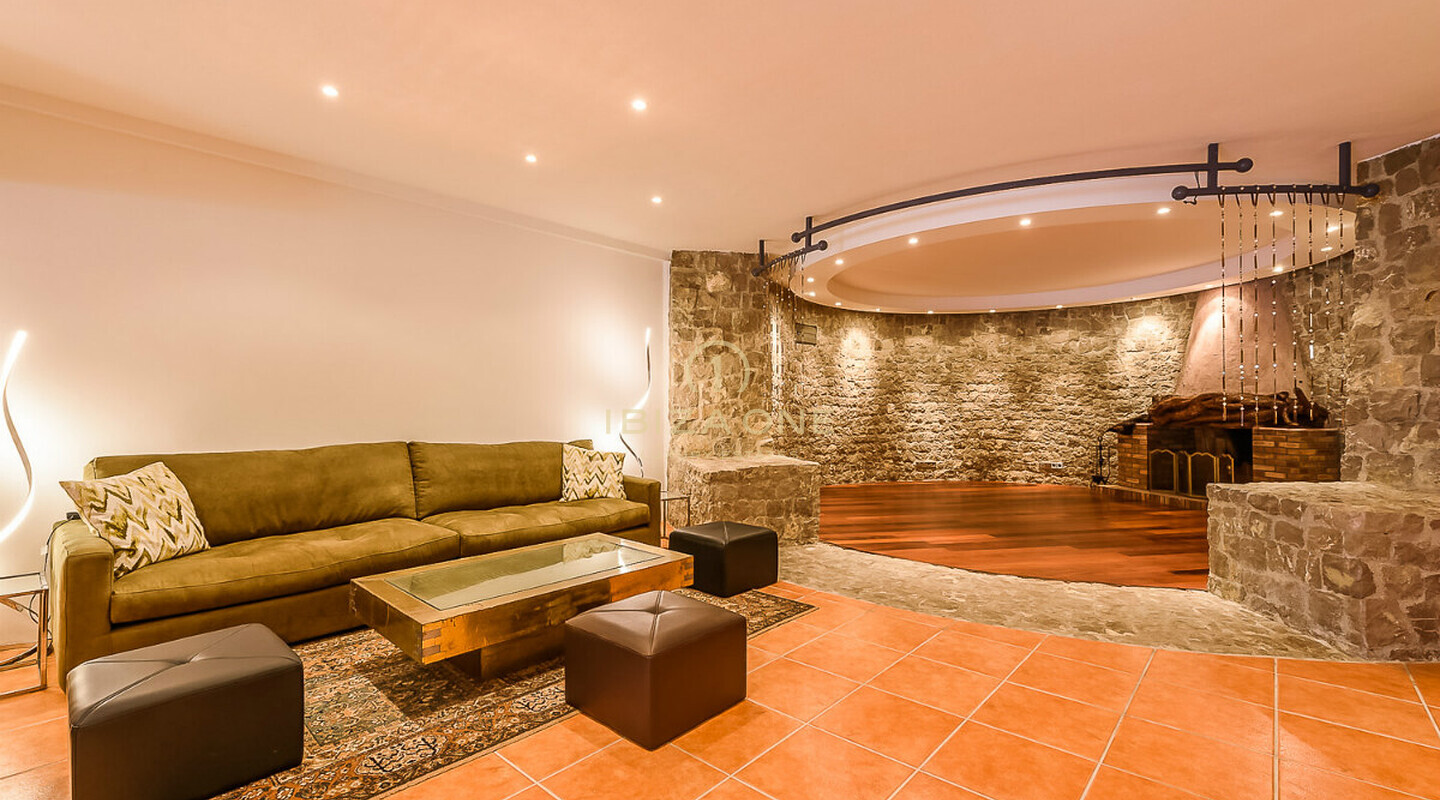Impressive luxury property close to Ibiza for sale and this luxury villa is also for rent, Ibiza - Impressive luxury property close to Ibiza for sale and this luxury villa is also for sale, Ibiza