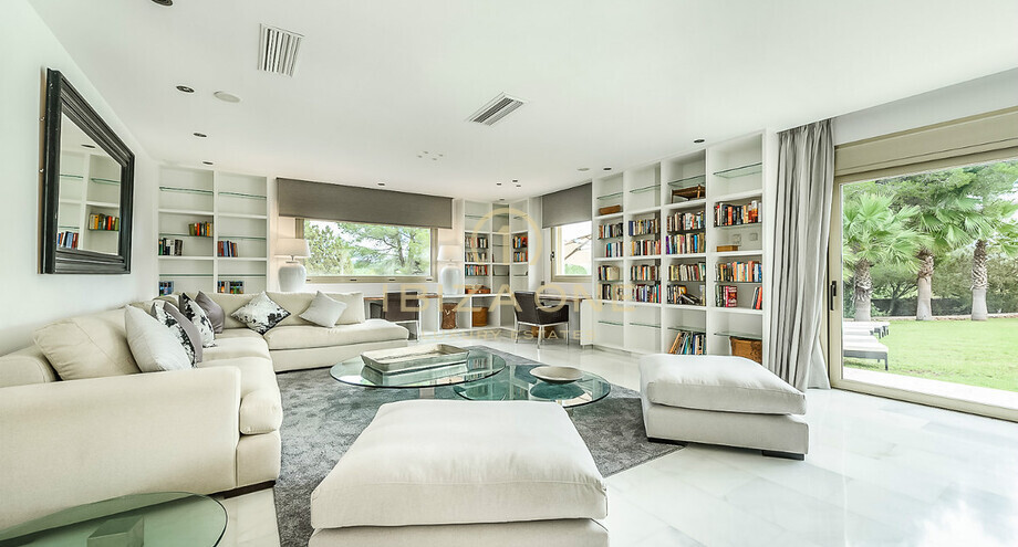 Фотографии объектов недвижимости