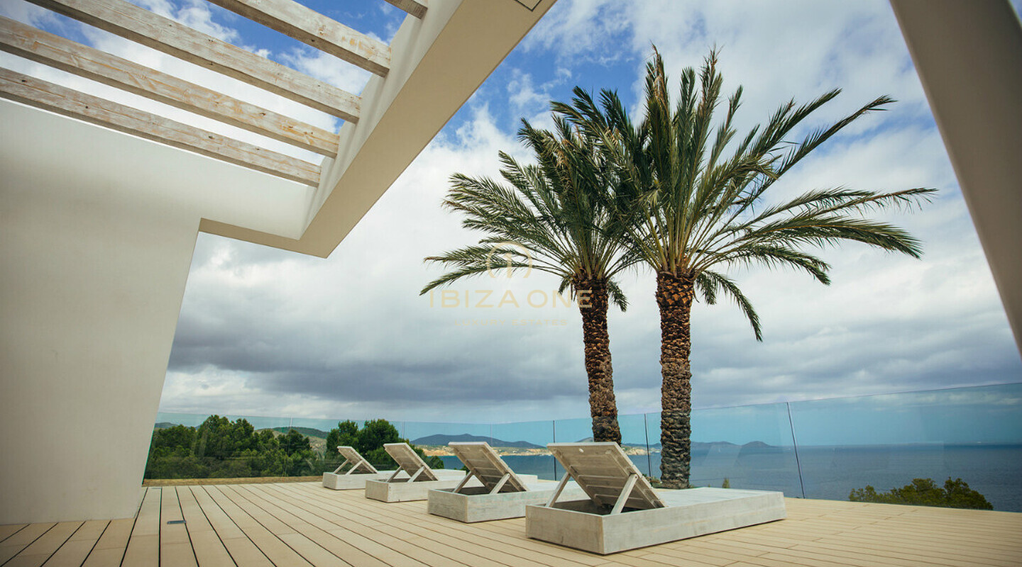 Villa in zweiter Meereslinie auf Ibiza in Es Cubells zu verkaufen, Ibiza - Villa in zweiter Meereslinie auf Ibiza in Es Cubells zu vermieten, Ibiza