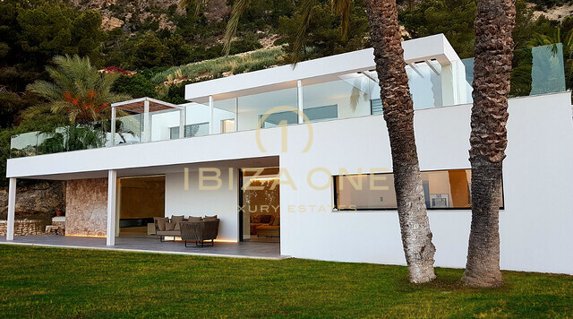 Villa en segunda línea de mar Ibiza en Es Cubells en venta, Ibiza - Villa en segunda línea de mar Ibiza en Es Cubells en alquiler, Ibiza