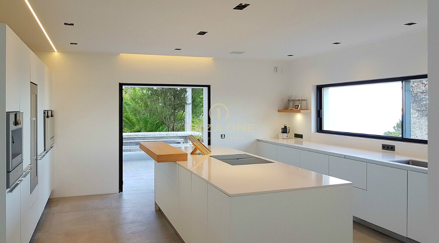 Villa en segunda línea de mar Ibiza en Es Cubells en venta, Ibiza - Villa en segunda línea de mar Ibiza en Es Cubells en alquiler, Ibiza