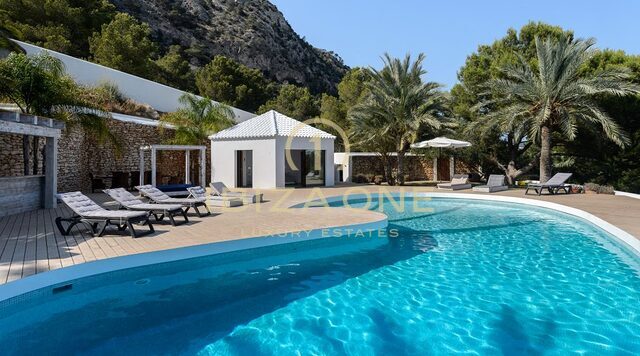 Villa en deuxième ligne de mer Ibiza à Es Cubells à vendre, Ibiza - Villa en deuxième ligne de mer Ibiza à Es Cubells à louer, Ibiza