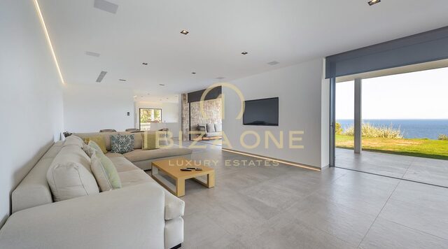 Villa en segunda línea de mar Ibiza en Es Cubells en venta, Ibiza - Villa en segunda línea de mar Ibiza en Es Cubells en alquiler, Ibiza