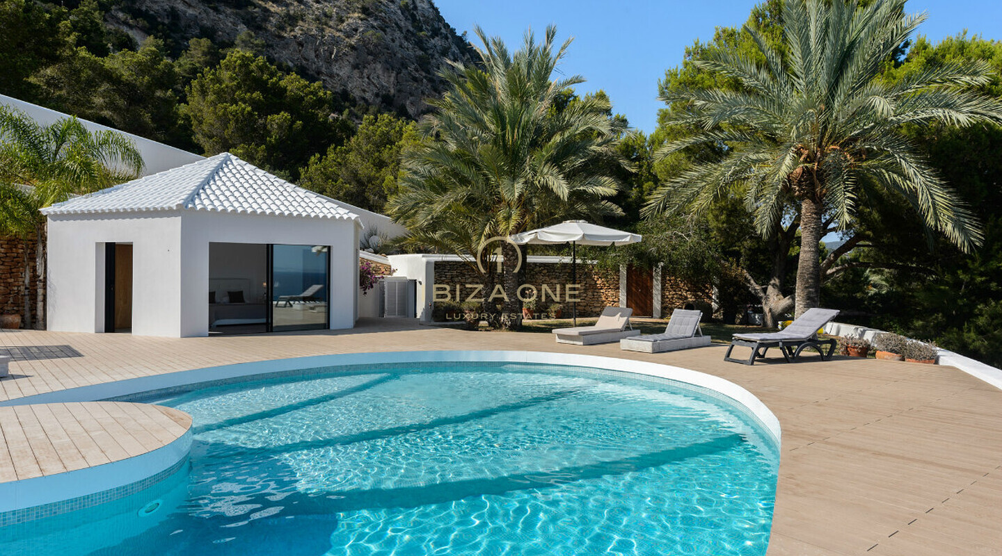 Second sea line villa Ibiza at Es Cubells for sale, Ibiza - Second sea line villa Ibiza at Es Cubells for rent, Ibiza