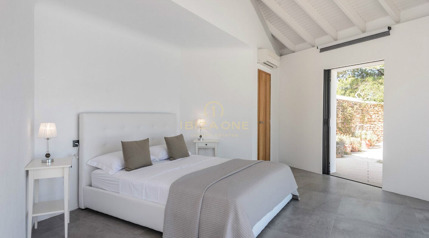 Villa en deuxième ligne de mer Ibiza à Es Cubells à vendre, Ibiza - Villa en deuxième ligne de mer Ibiza à Es Cubells à louer, Ibiza