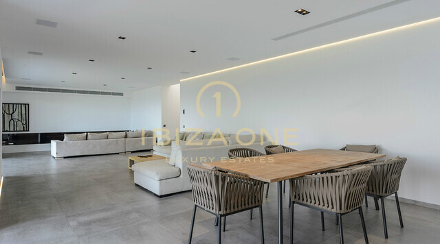 Villa in zweiter Meereslinie auf Ibiza in Es Cubells zu verkaufen, Ibiza - Villa in zweiter Meereslinie auf Ibiza in Es Cubells zu vermieten, Ibiza