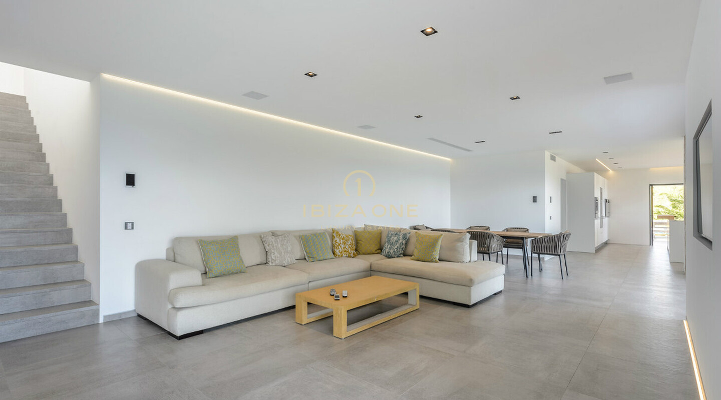 Villa in zweiter Meereslinie auf Ibiza in Es Cubells zu verkaufen, Ibiza - Villa in zweiter Meereslinie auf Ibiza in Es Cubells zu vermieten, Ibiza