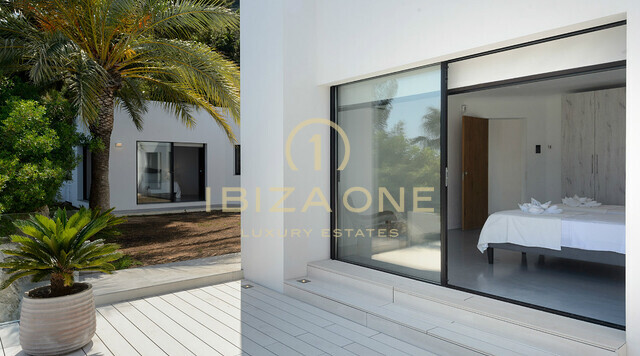 Second sea line villa Ibiza at Es Cubells for sale, Ibiza - Second sea line villa Ibiza at Es Cubells for rent, Ibiza