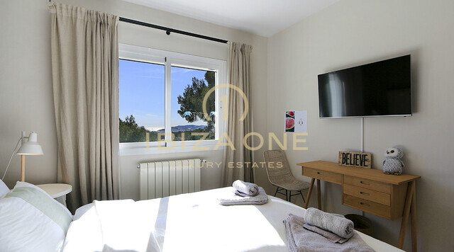Blakstad Luxusvilla mit Blick auf das Meer und Dalt Vila zu vermieten, Ibiza - Blakstad Luxusvilla mit Blick auf das Meer und Dalt Vila zu verkaufen, Ibiza