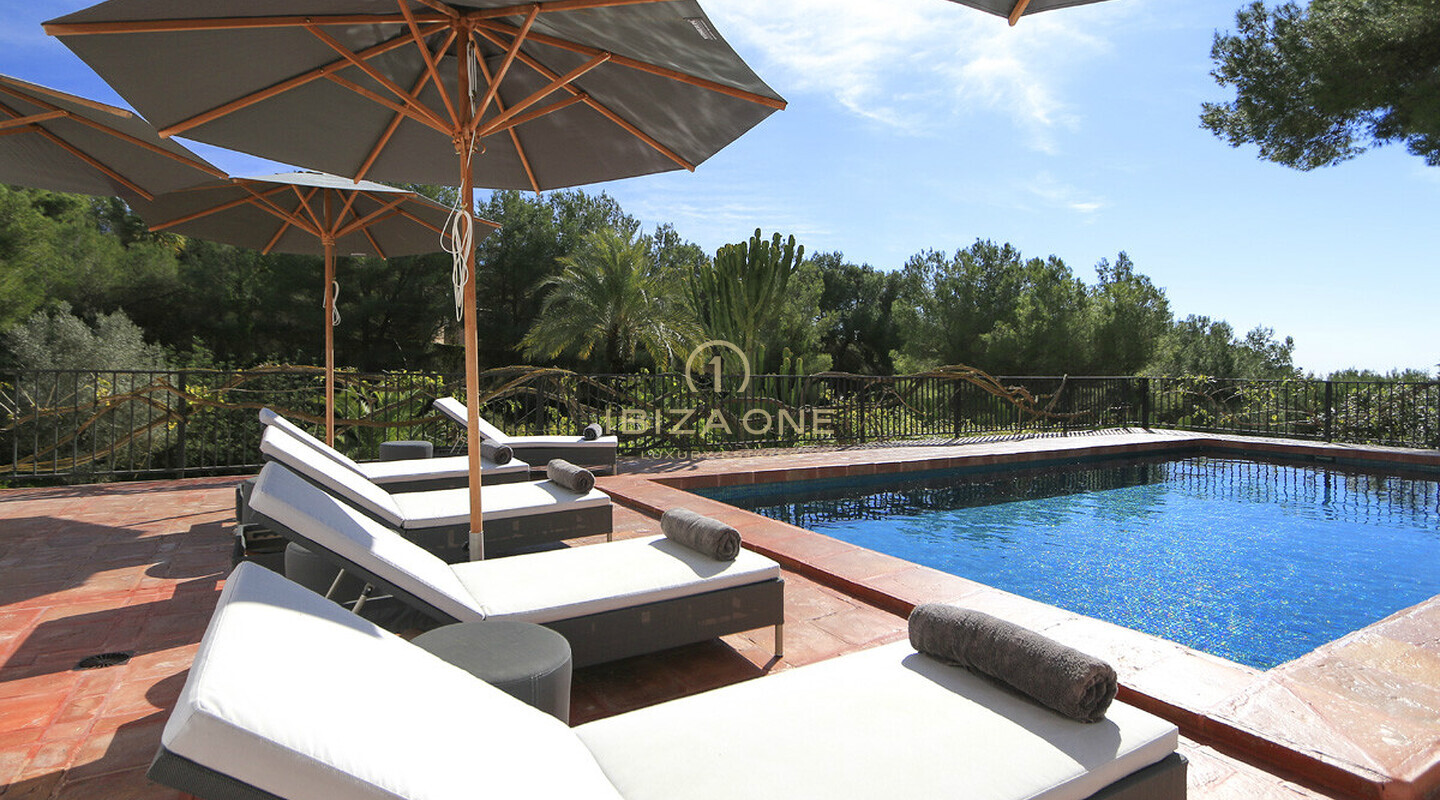 Villa de luxe Blakstad avec vue sur la mer et Dalt Vila à louer, Ibiza - Villa de luxe Blakstad avec vue sur la mer et Dalt Vila à vendre, Ibiza