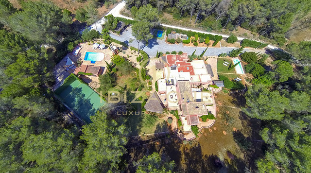 Finca de luxe familiale à vendre près de Santa Gertrudis, Ibiza - Finca de luxe familiale à louer près de Santa Gertrudis, Ibiza