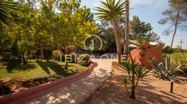 Family-friendly luxury finca near Santa Gertrudis for sale, Ibiza - Family-friendly luxury finca near Santa Gertrudis for rent, Ibiza