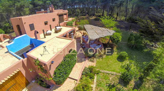Familienfreundliche Luxusfinca bei Santa Gertrudis zu verkaufen, Ibiza - Familienfreundliche Luxusfinca bei Santa Gertrudis zu vermieten, Ibiza