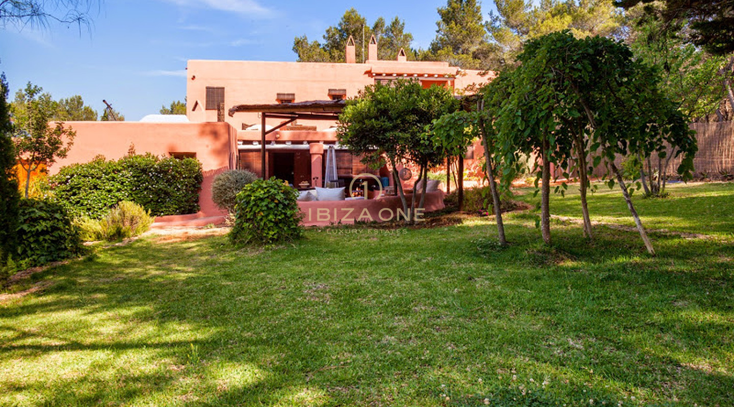Family-friendly luxury finca near Santa Gertrudis for sale, Ibiza - Family-friendly luxury finca near Santa Gertrudis for rent, Ibiza